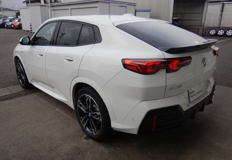 BMW iX2 xDrive 30, 2024 - 5