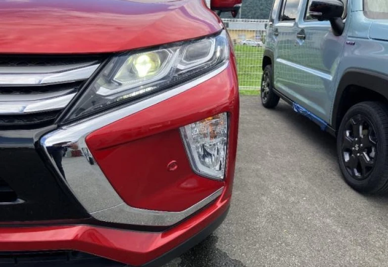 Mitsubishi Eclipse Cross Красный