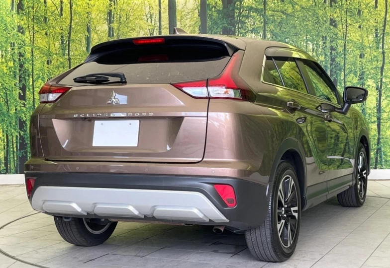 Mitsubishi Eclipse Cross Brown