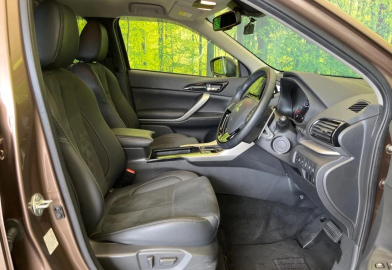 Mitsubishi Eclipse Cross Brown