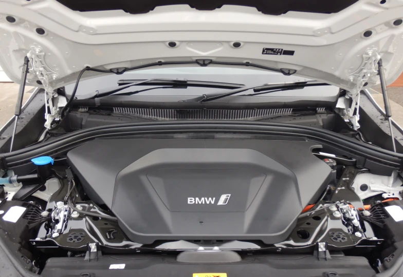 BMW iX2 xDrive 30, 2024 - 20