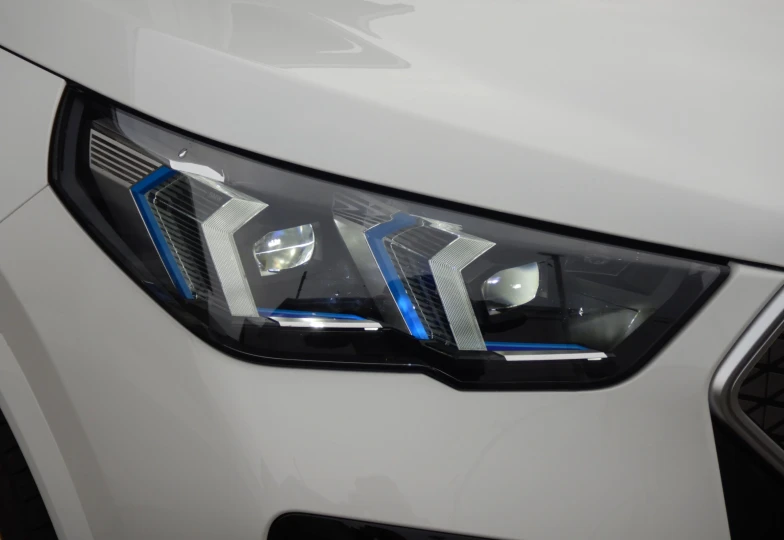 BMW iX2 xDrive 30, 2024 - 21