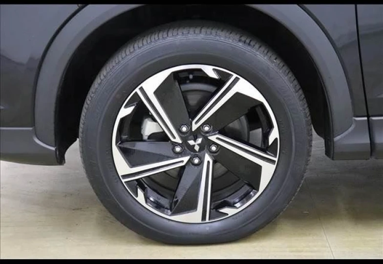 Mitsubishi Eclipse Cross Черный