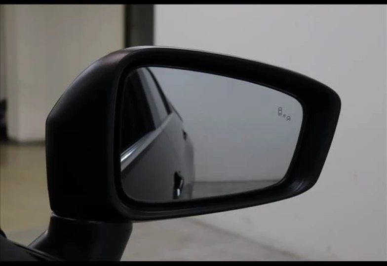 Mitsubishi Eclipse Cross Черный