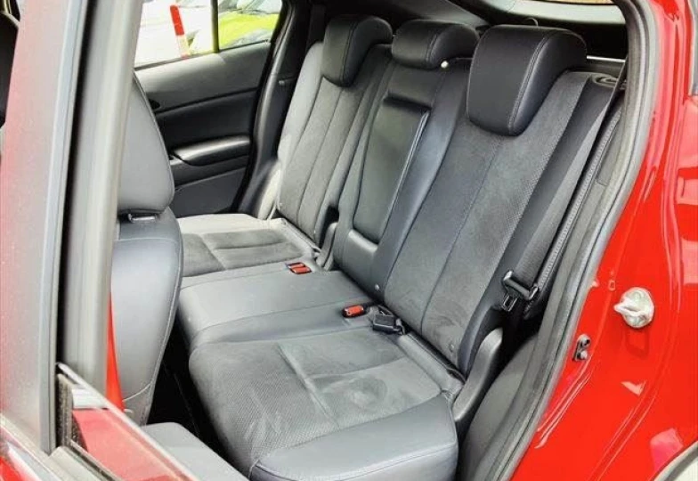 Mitsubishi Eclipse Cross Красный