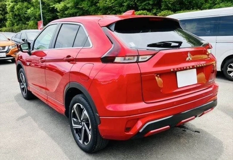 Mitsubishi Eclipse Cross Красный