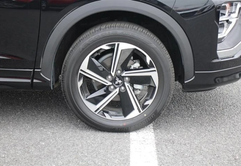Mitsubishi Eclipse Cross Черный