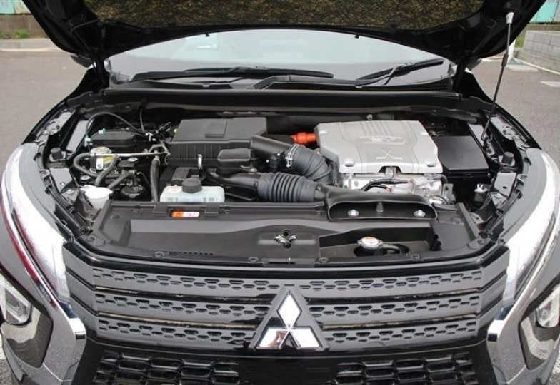 Mitsubishi Eclipse Cross Черный