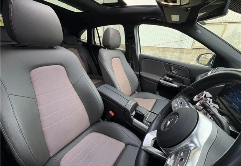Mercedes EQA Белый