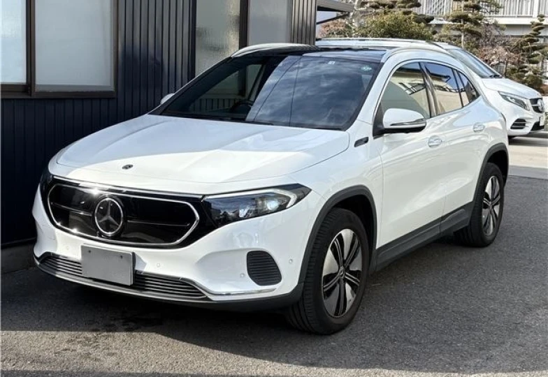 Mercedes EQA Белый