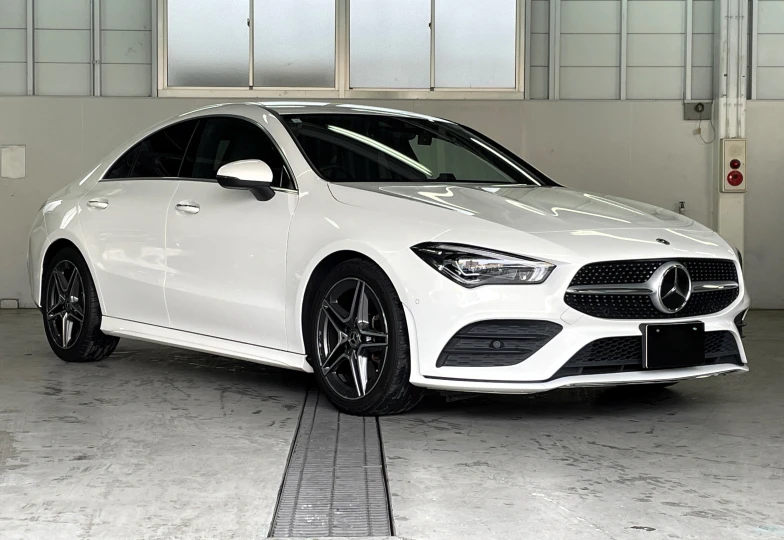 Mercedes CLA-class White