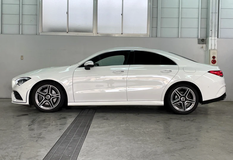 Mercedes CLA-class White