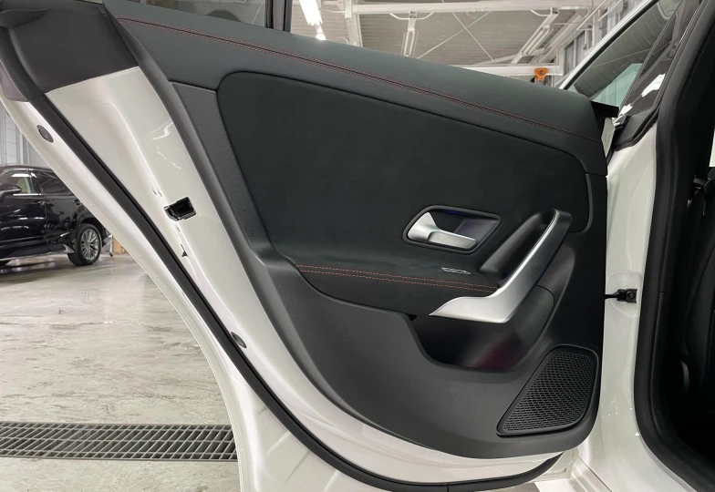 Mercedes CLA-class White
