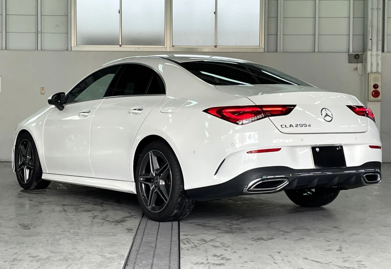 Mercedes CLA-class White