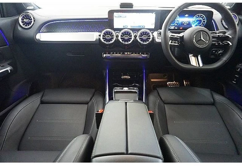 Mercedes EQB Grey