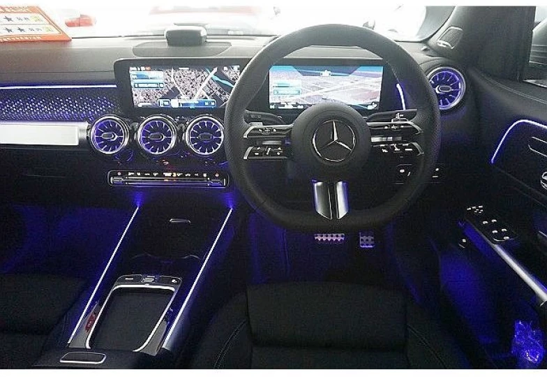 Mercedes EQB Grey