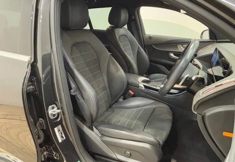 Mercedes EQC Black