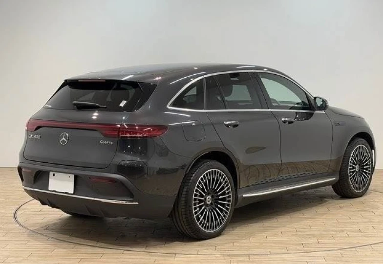 Mercedes EQC Black