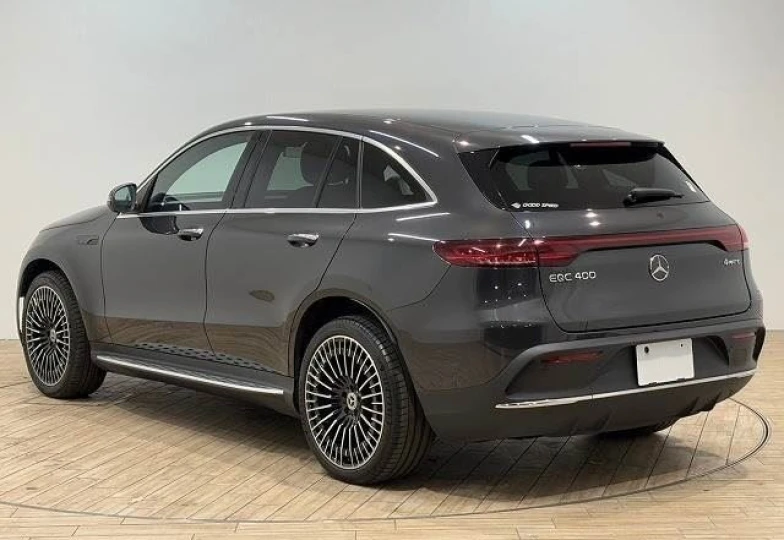 Mercedes EQC Black