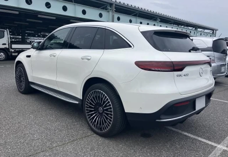 Mercedes EQC Белый