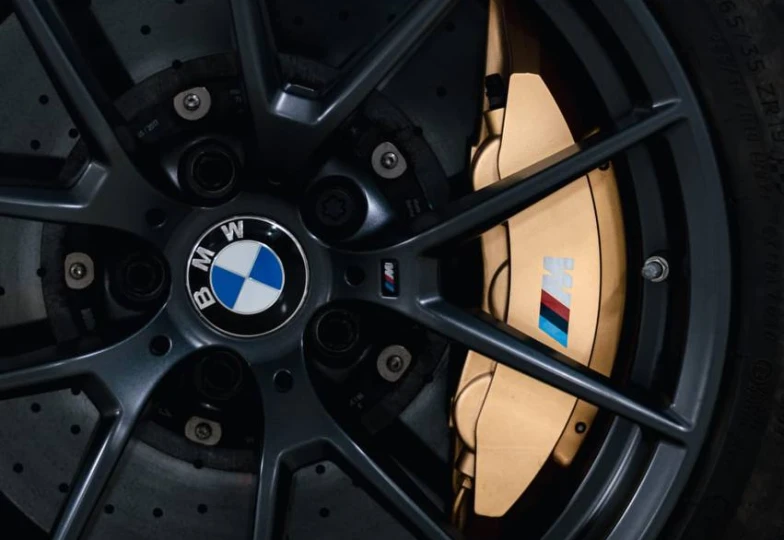 BMW M4 Синий