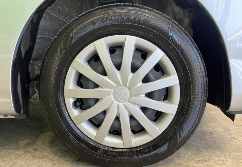 Subaru Pleo plus Серый