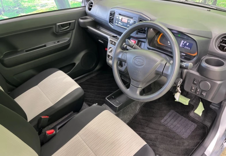 Subaru Pleo plus Серый