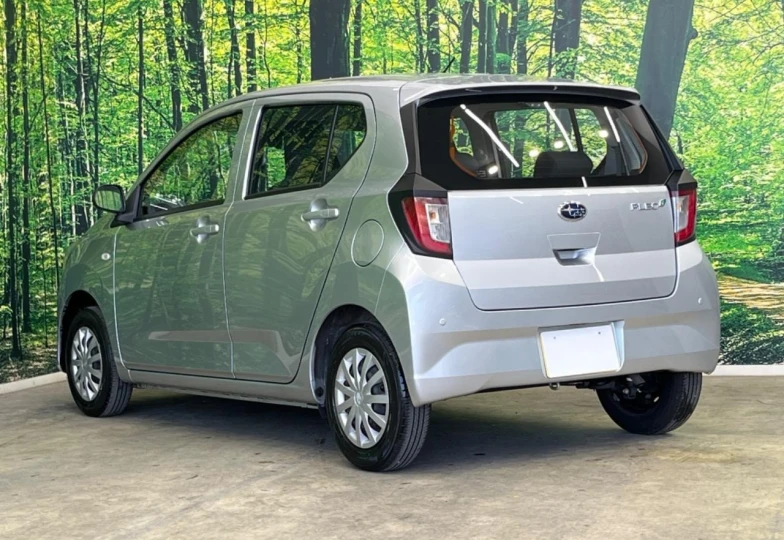 Subaru Pleo plus Серый