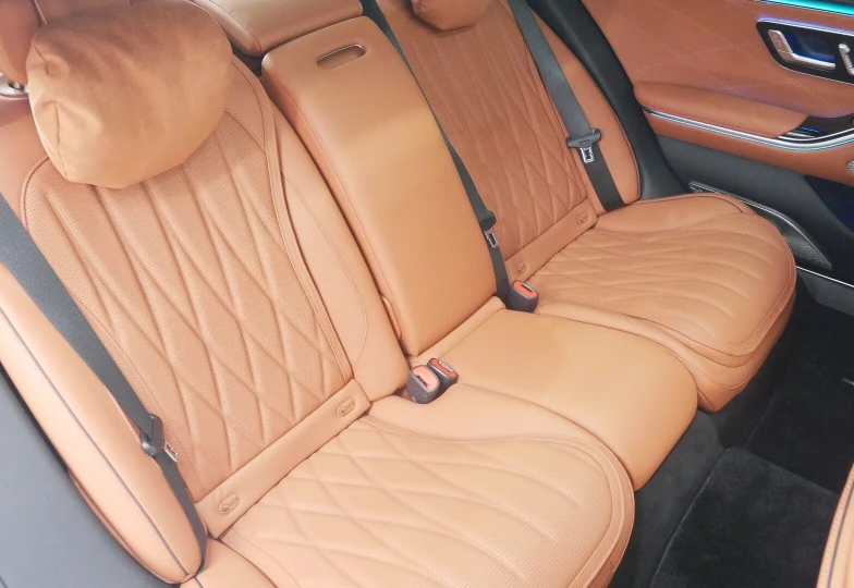 Mercedes S class Белый
