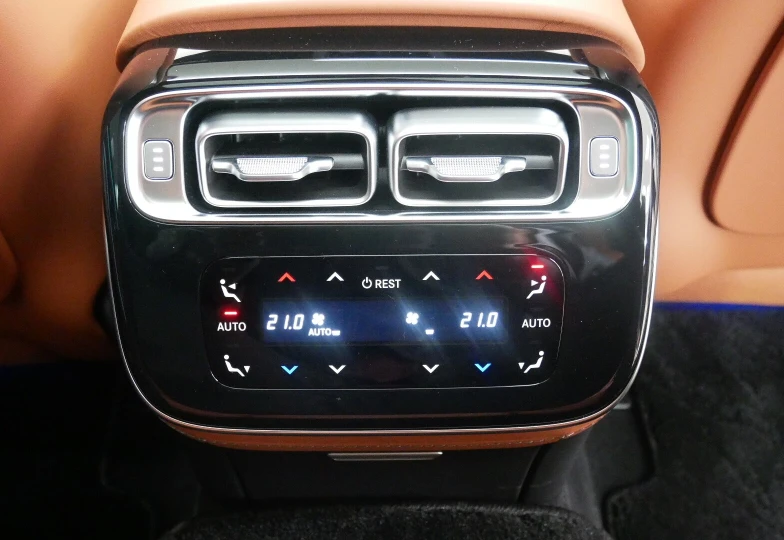 Mercedes S class Белый