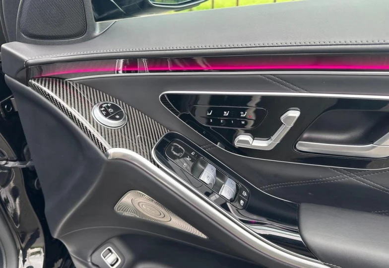Mercedes S-class Черный