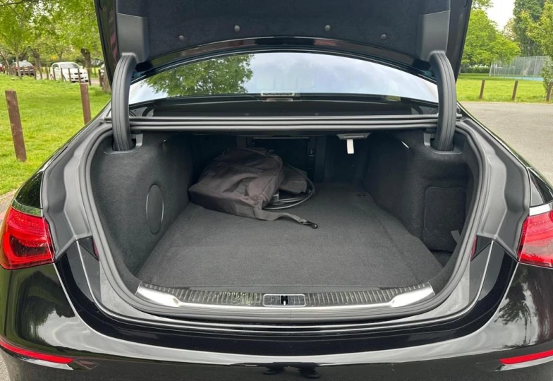 Mercedes S-class Черный