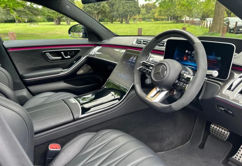 Mercedes S-class Черный
