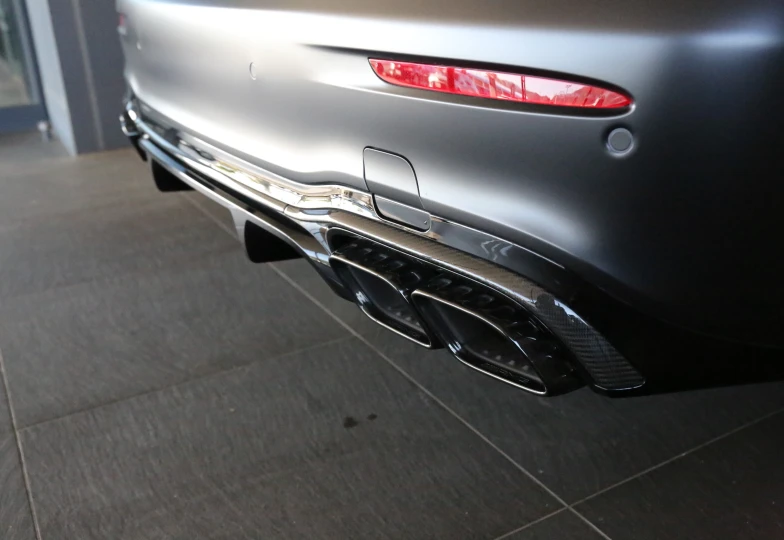 Mercedes E-class Черный