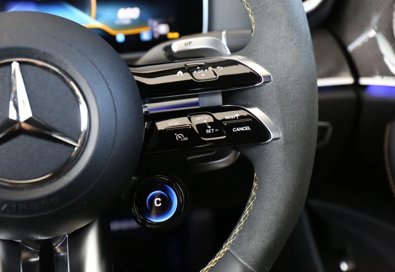 Mercedes E-class Черный