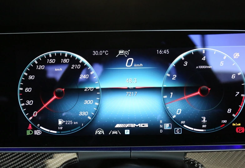 Mercedes E-class Черный