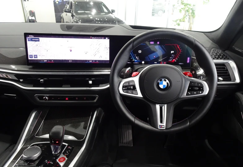 BMW X5 M Белый
