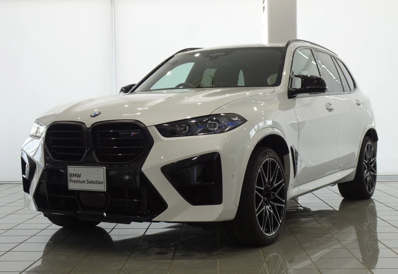 BMW X5 M Белый