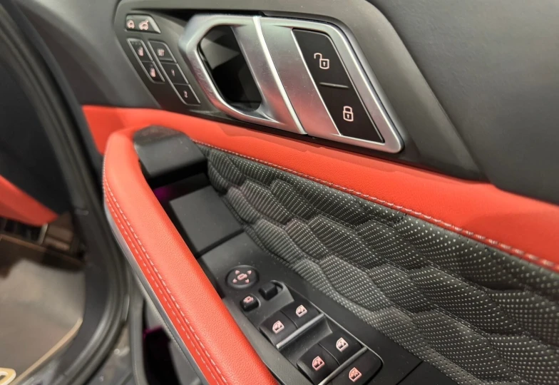 BMW X6 M Серый
