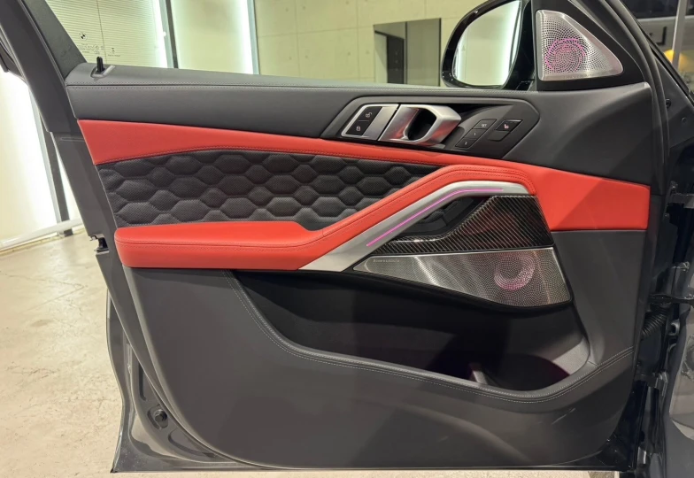 BMW X6 M Серый