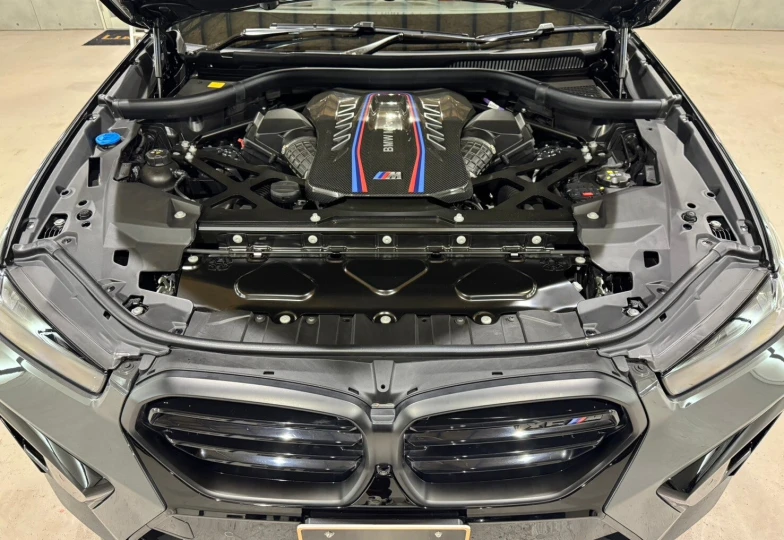 BMW X6 M Серый