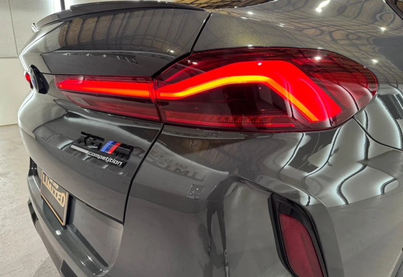 BMW X6 M Серый