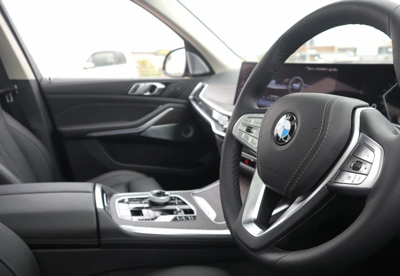 BMW X7 Синий