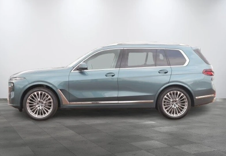 BMW X7 Синий
