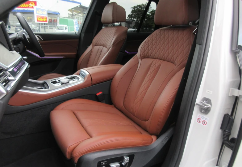 BMW X5 50e M Sport, 2024 - 10