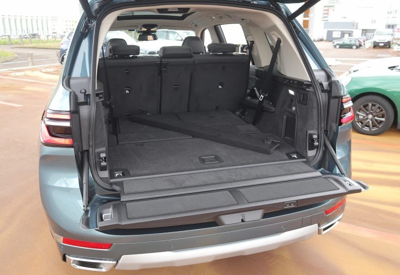 BMW X7 Синий