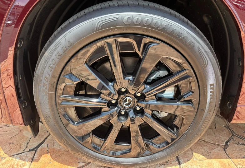 Mazda CX-80 Темно-красный
