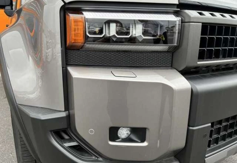Toyota Land Cruiser 250 Серый