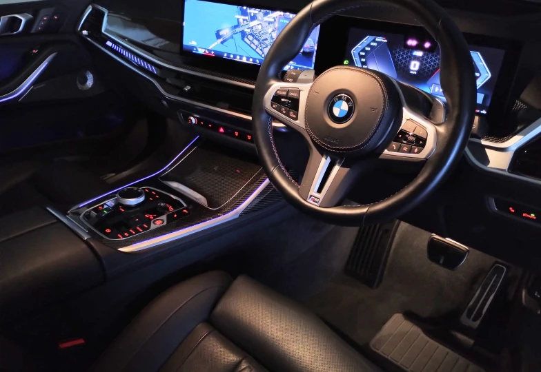 BMW X7 Blue