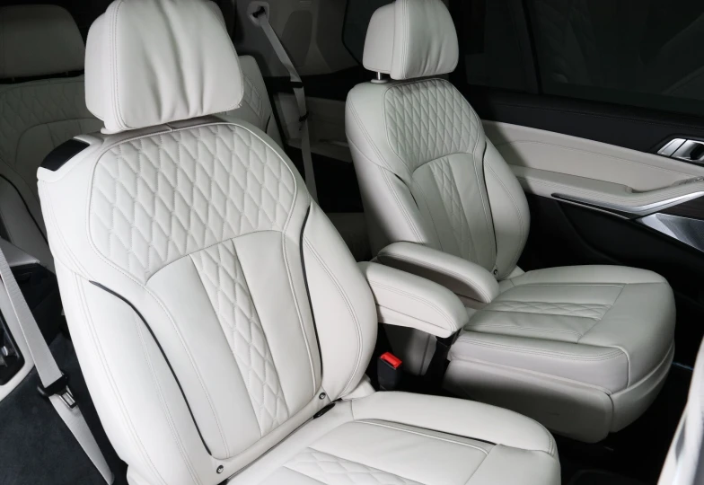 BMW X7 Blue